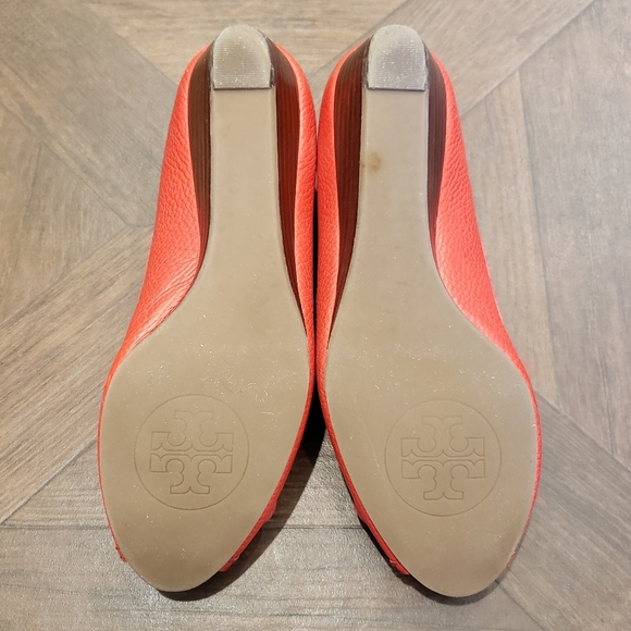 Tory Burch Amanda demi wedge shoes red size 8 - Picture 6 of 7